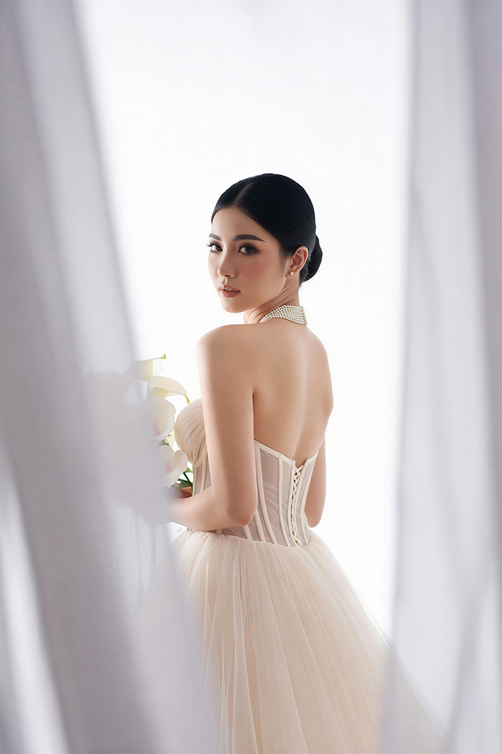 Wedding collaboration quiet frame